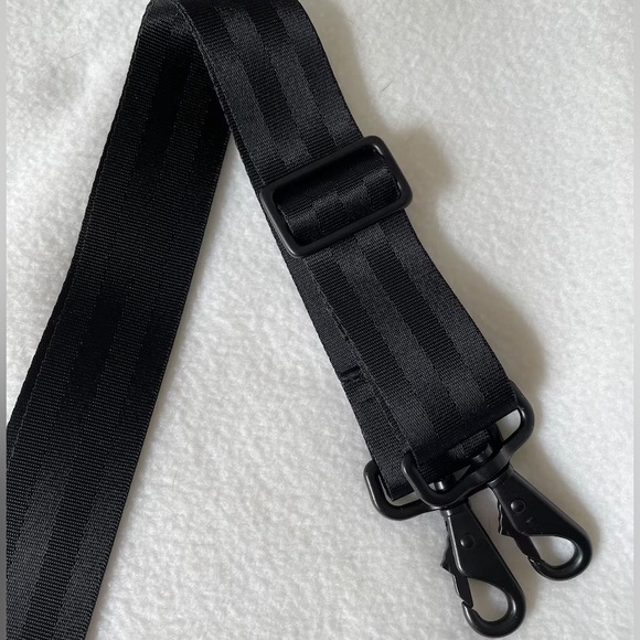 Bag Strap 🌺 - Picture 2 of 3